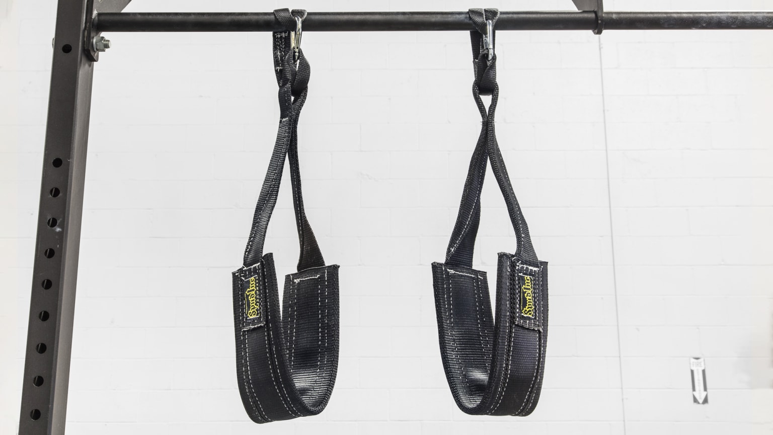 Gym equipment hanging cheap straps